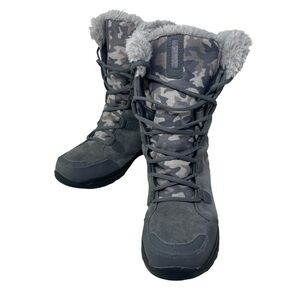 Columbia Camo Women’s Faux Lace up Waterproof Hiking Boots Size 8